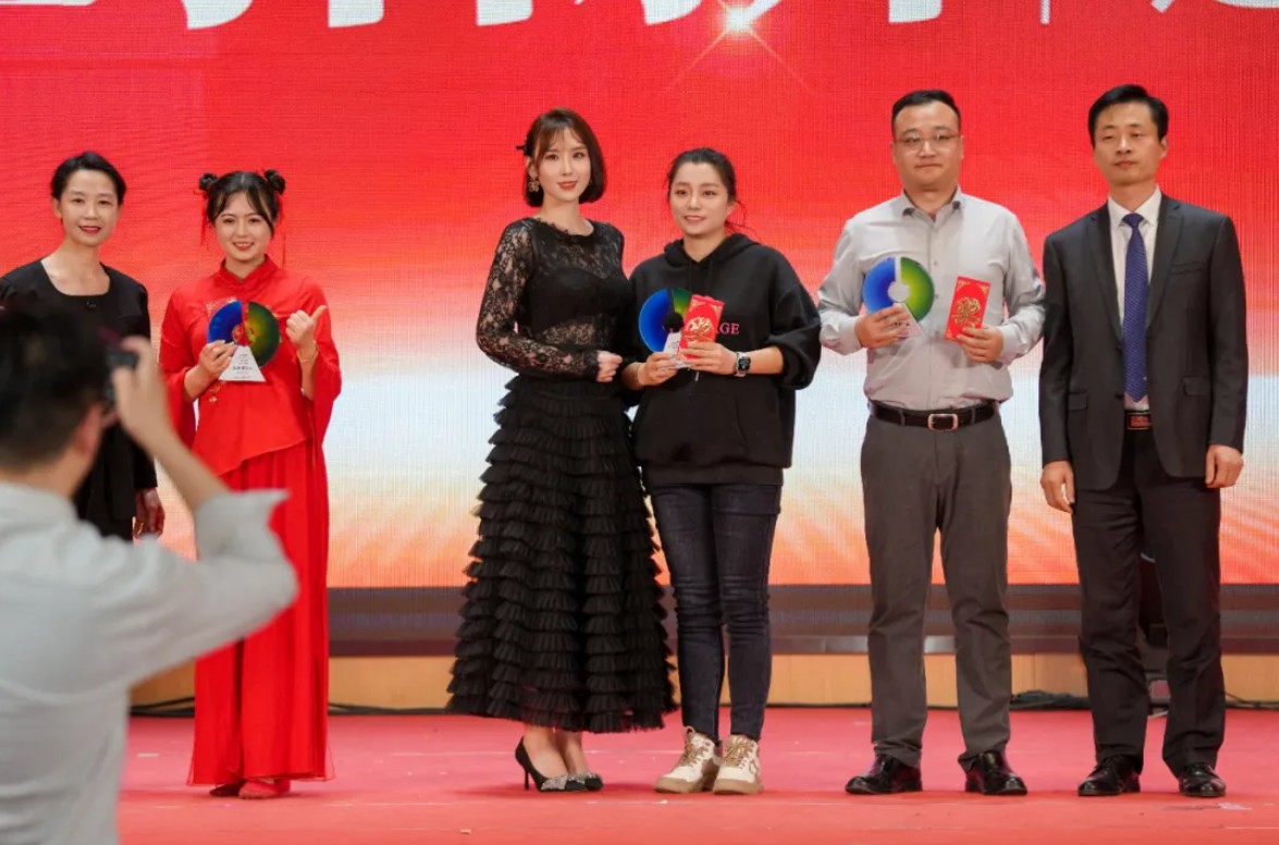 抓存促增 固基拓新丨靓美口腔医疗集团2025迎新颁奖晚会回顾