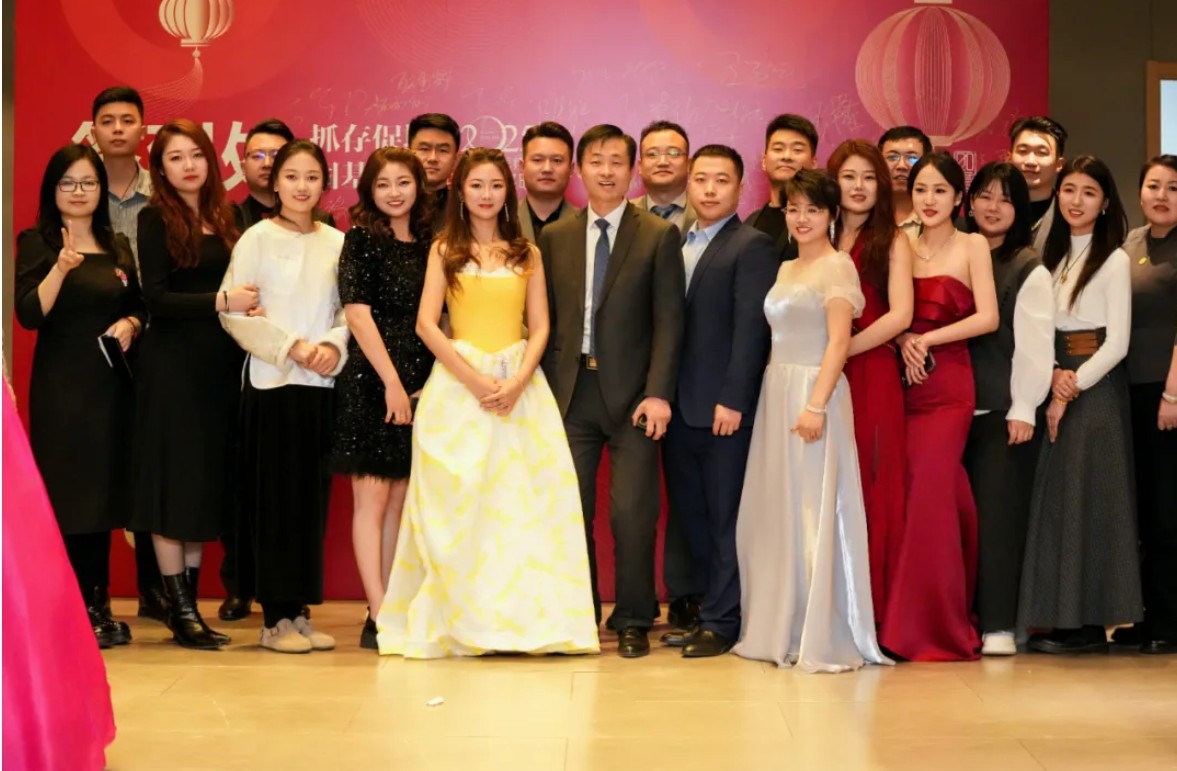 抓存促增 固基拓新丨靓美口腔医疗集团2025迎新颁奖晚会回顾